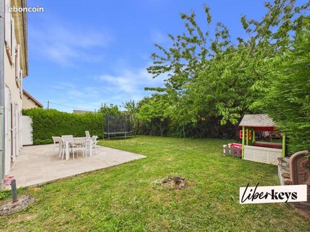 Maison vente à Versailles, Les Clayes-sous-bois