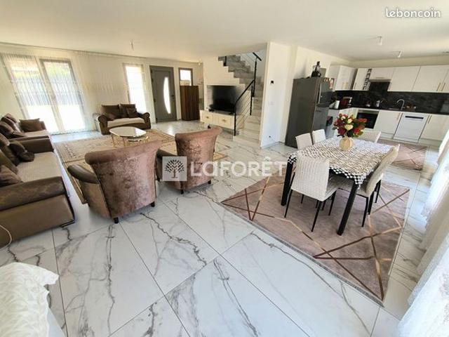Maison vente à Mantes-la-Jolie, Longnes