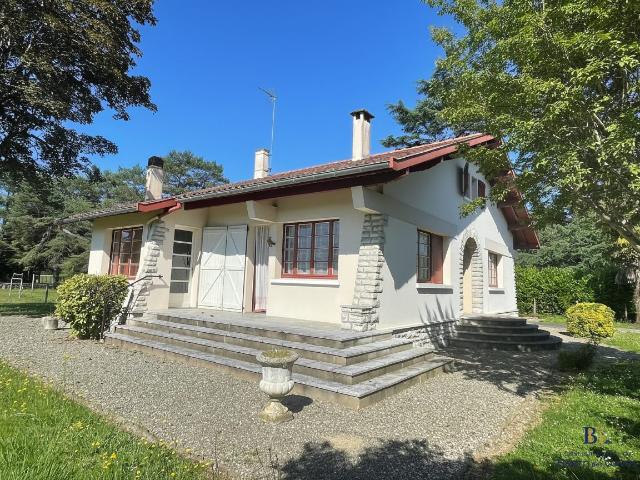 Maison vente à Oloron-Sainte-Marie, Sauveterre-de-béarn