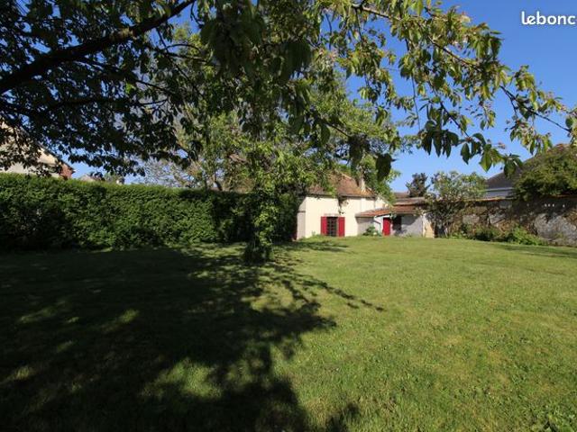 Maison vente à Mantes-la-Jolie, Houdan