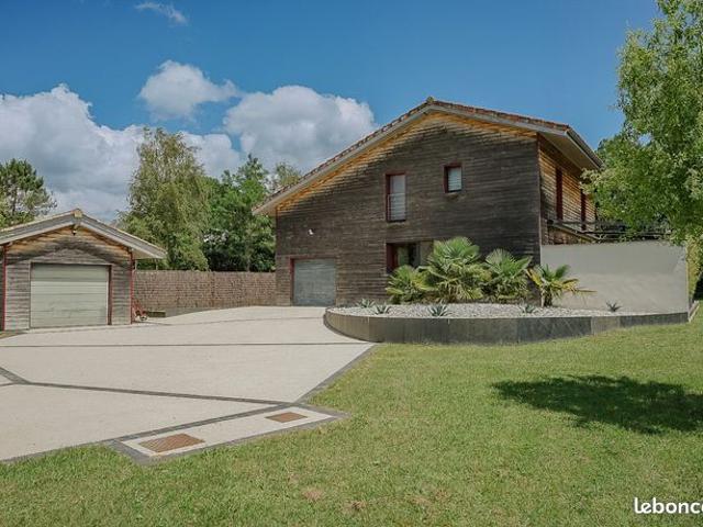 Maison vente à Arcachon, Salles