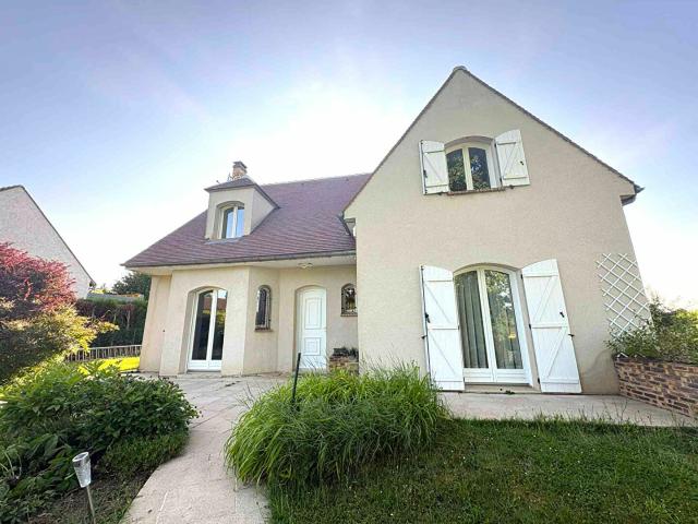 Maison vente à Fontainebleau, Villebéon