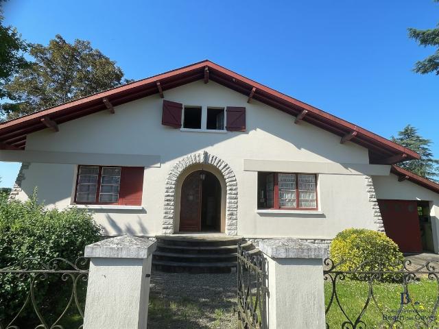 Maison vente à Oloron-Sainte-Marie, Sauveterre-de-béarn