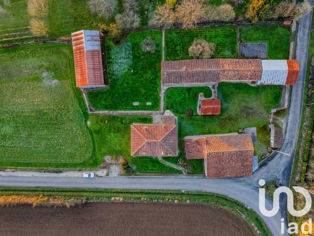 Maison vente à Raix, Charente