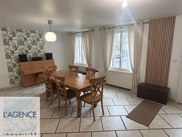 Maison vente à Reims, Fismes