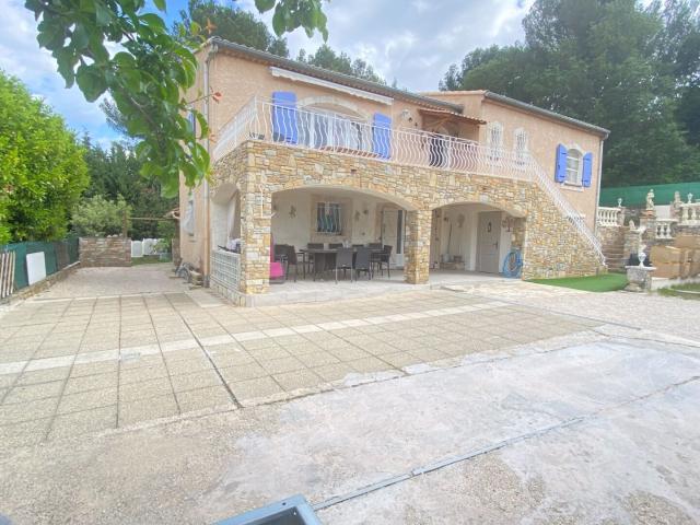 Maison vente à Saint-savournin