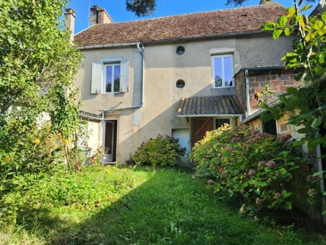 Maison vente à Cosne-Cours-sur-Loire, Saint-amand-en-puisaye