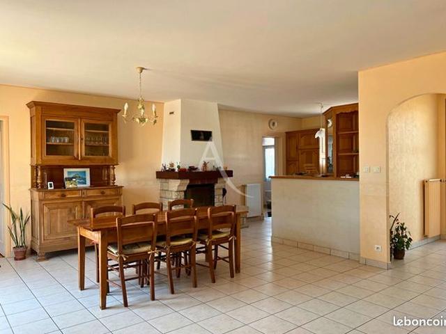 Maison vente à Niort, Bouin