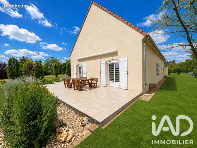 Maison vente à Sens, Paron
