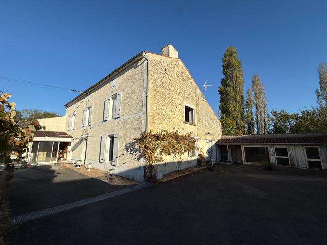 Maison vente à Rochefort, Marsais