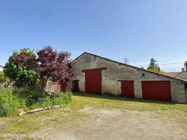 Maison vente à Bourges, Civray