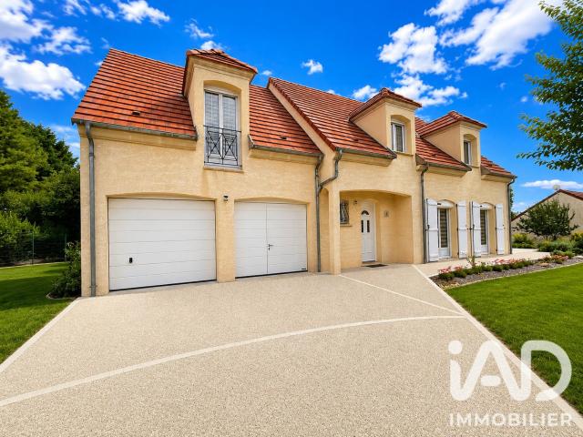 Maison vente à Sens, Paron