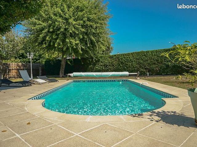 Maison vente à Arcachon, Salles