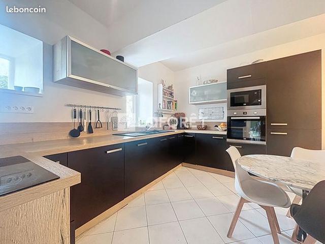 Maison vente à Vouziers, Falaise