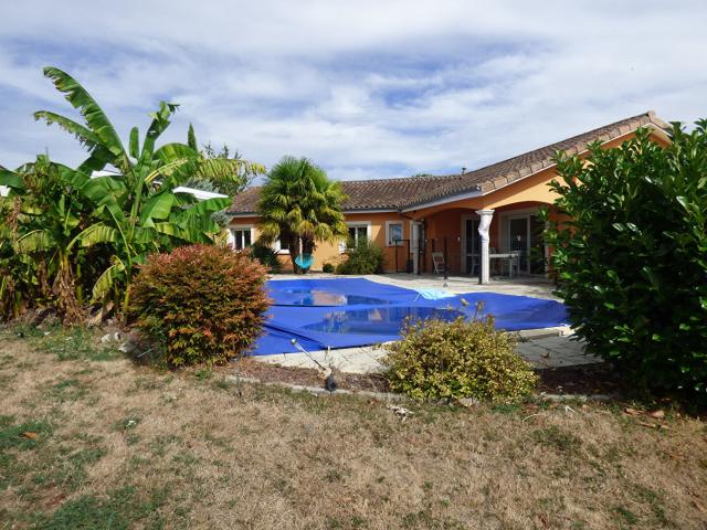 Maison vente à Aux Bioux, Courtes
