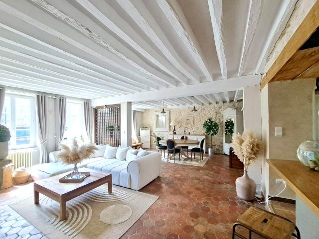Maison vente à Senlis, Villeneuve-sur-verberie