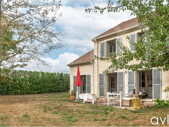 Maison vente à Saint-Germain-en-Laye, Crespières