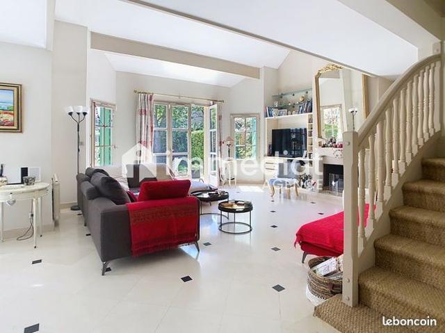 Maison vente à Nanterre, Rueil-malmaison