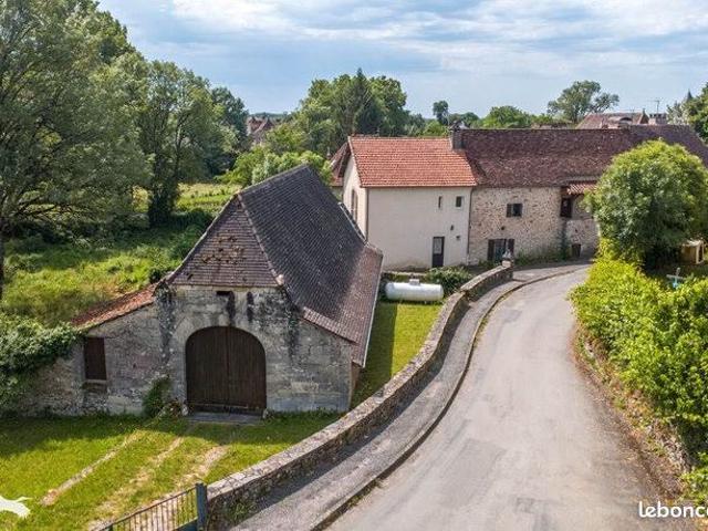 Maison vente à Assier, Lot