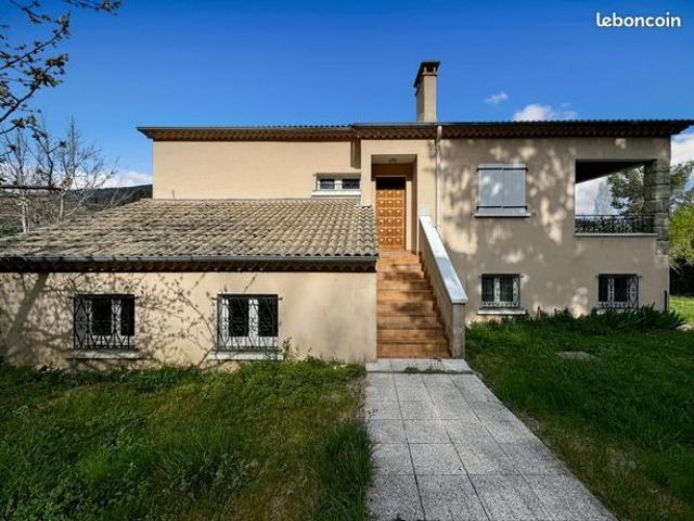 Maison vente à Largentière, Meyras