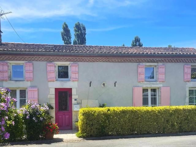 Maison vente à Saintes, Ecoyeux