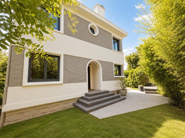 Maison location à Nanterre, Garches