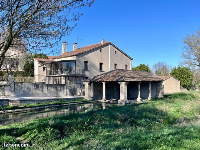 Maison vente à Nîmes, Lirac