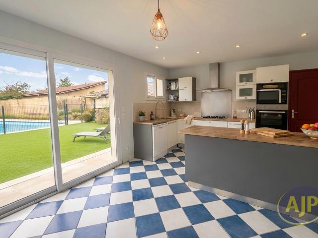 Maison vente à Lesparre-Médoc, Saint-laurent-médoc