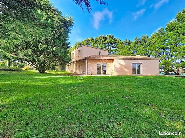Maison vente à La Roche-sur-Yon, La Bernardière