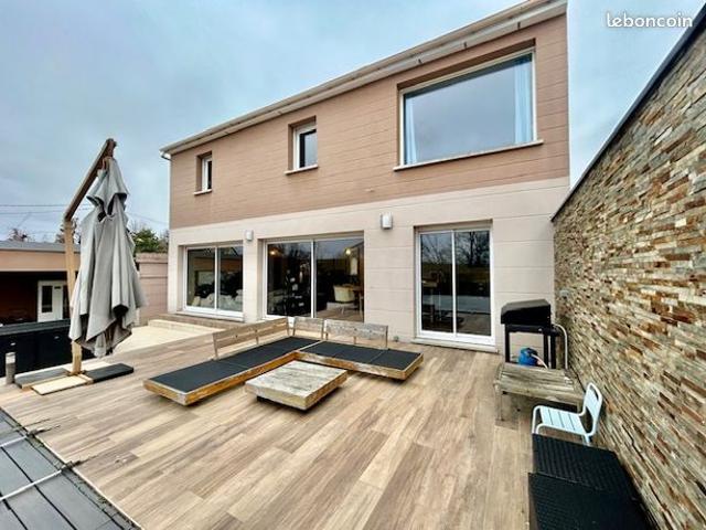 Maison vente à Palaiseau, La Ville-du-bois