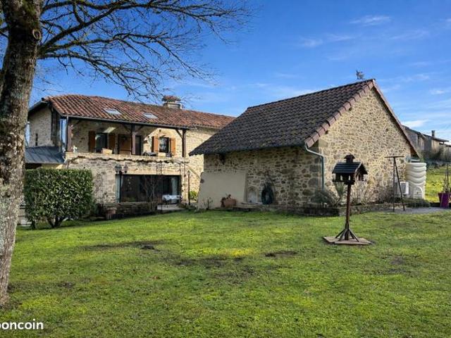 Maison vente à Figeac, Latronquière