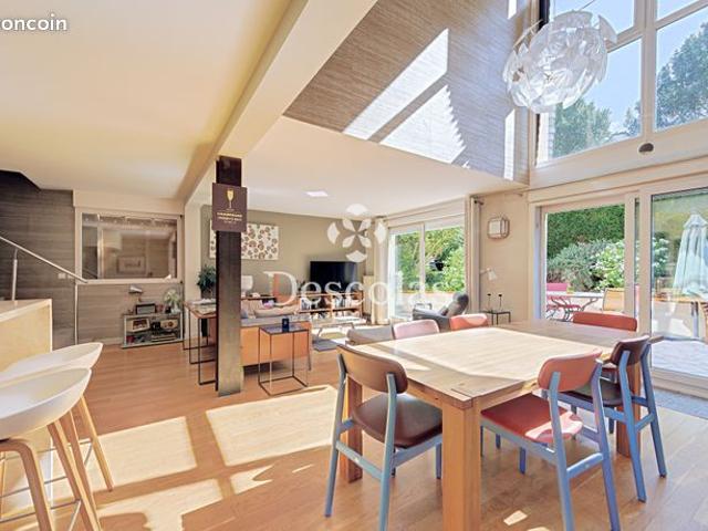 Maison vente à Saint-Germain-en-Laye, Le Pecq