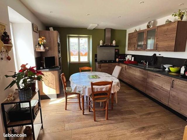 Maison vente à Nontron, Nantheuil