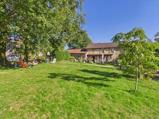 Maison vente à Nontron, Abjat-sur-bandiat