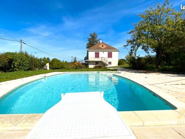 Maison vente à Nontron, Bourdeilles