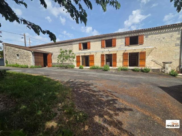 Maison vente à Cognac, Hiersac