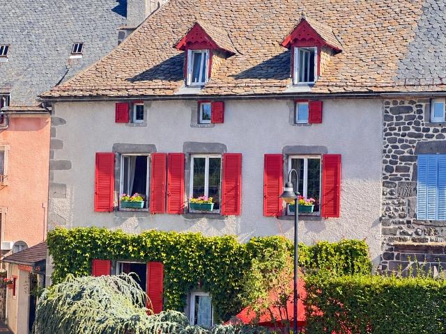 Maison vente à Saint-Flour, Pierrefort