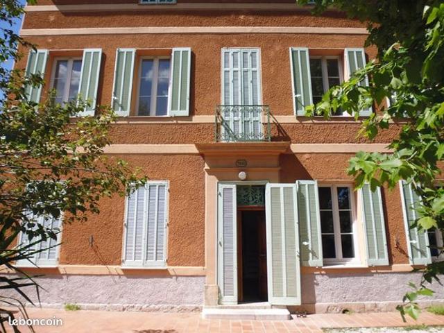 Maison vente à Arrondissement de Toulon, Solliès-pont