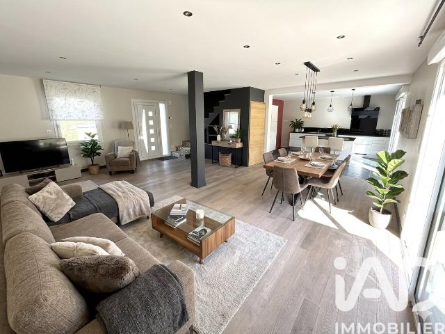Maison vente à Mayenne, La Baconnière