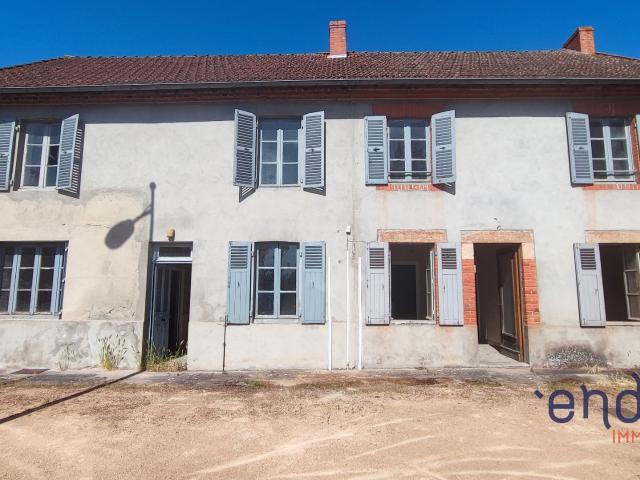 Maison vente à Vichy, Molles