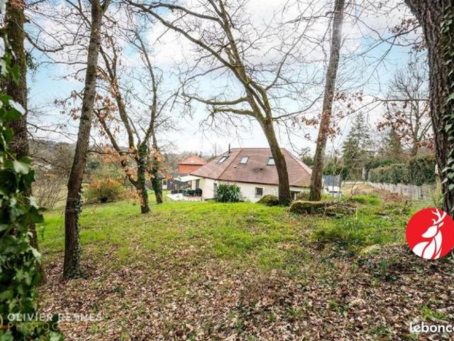 Maison vente à Fontainebleau, Nanteau-sur-essonne