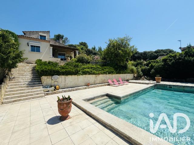 Maison vente à Nîmes, Comps