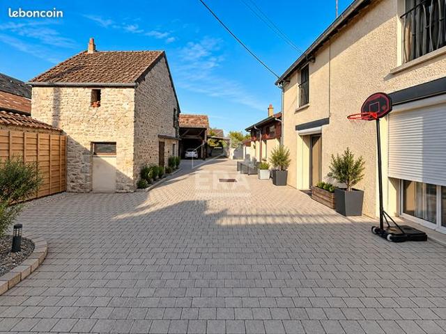 Maison vente à Boisseaux, Loiret