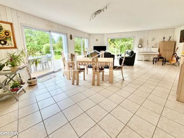 Maison vente à Besançon, Bourgogne-Franche-Comté