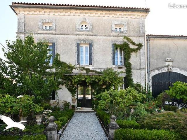 Maison vente à Confolens, La Chapelle