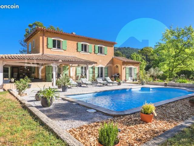 Maison vente à Saint-Amand-Montrond, La Celle