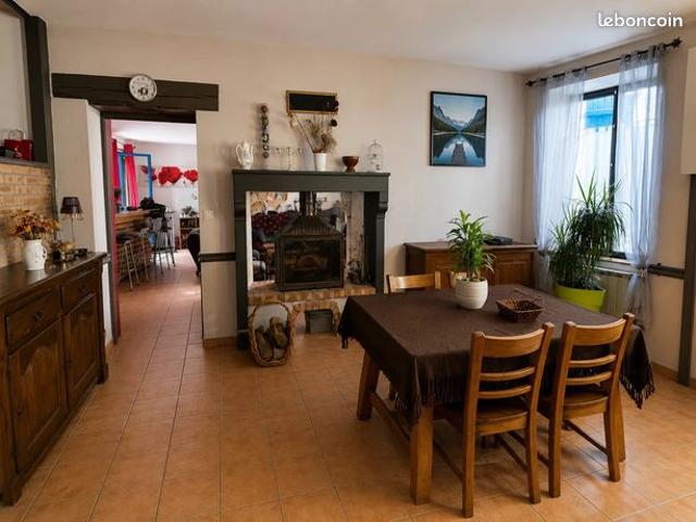 Maison vente à Vichy, Louchy-montfand