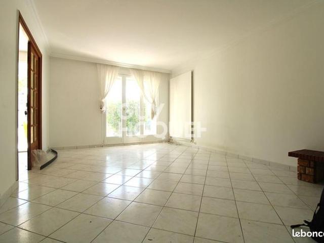 Maison vente à Châtellerault, Lésigny