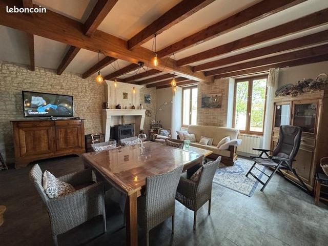 Maison vente à Chantillac, Charente