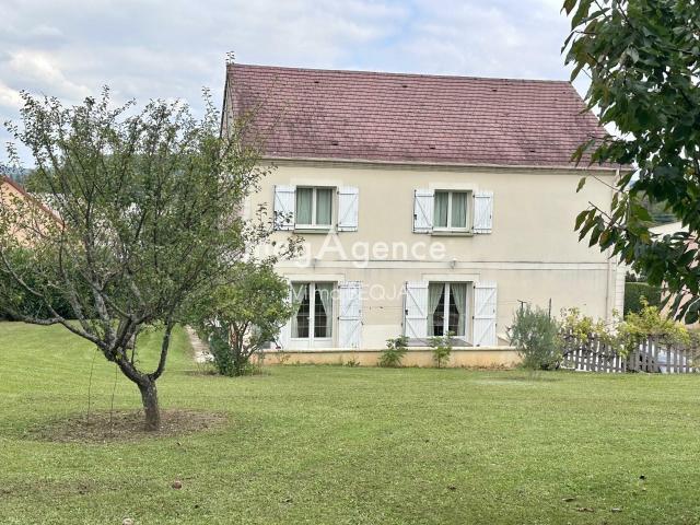 Maison vente à Sens, Courtois-sur-yonne